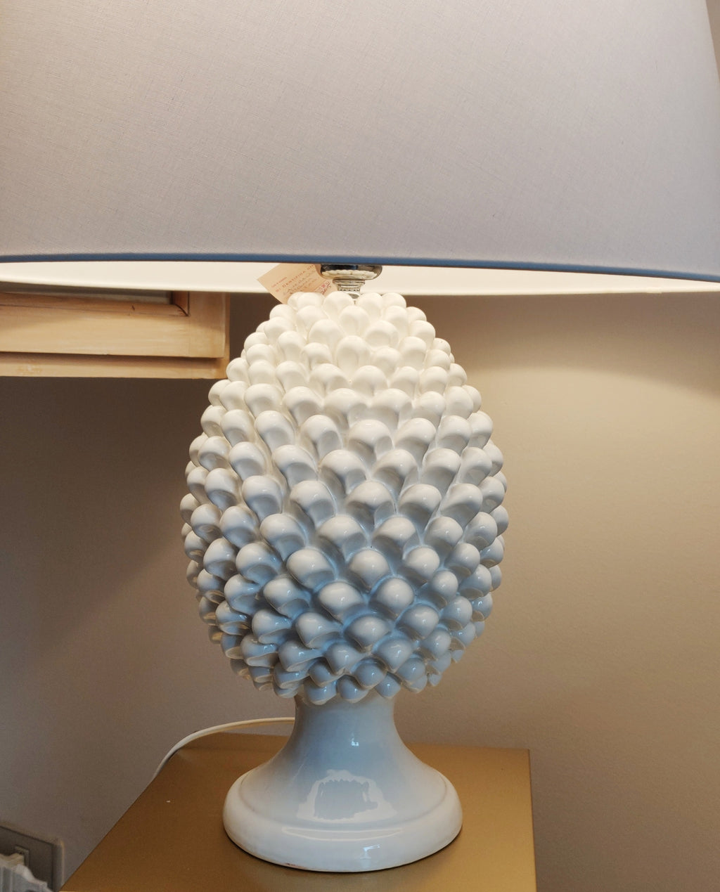 Lamp with pine cone base