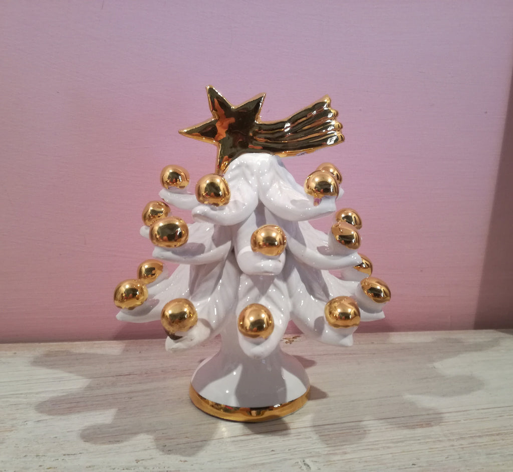 Christmas tree in white ceramic, embellished with pure gold. 